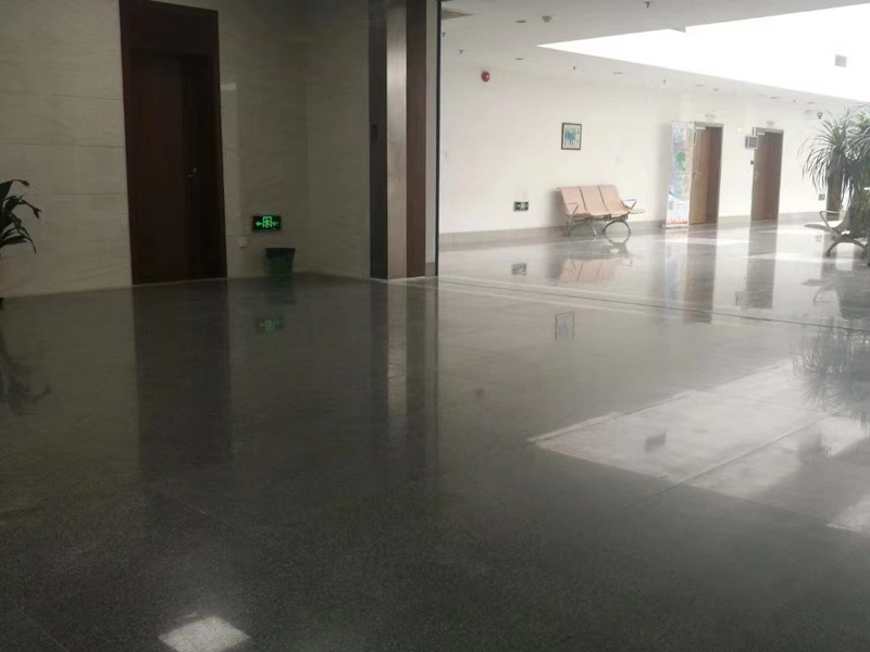 徐匯刑事律師告訴你為親友牟利可能會(huì)犯罪，家屬一定要注意！
