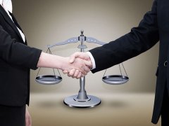 上海寶山刑事律師 涉嫌搶劫罪輕罪辯護案例